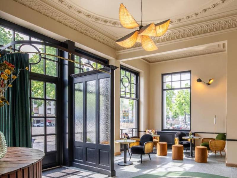 Made in Catherine Kosipo sash windows interior